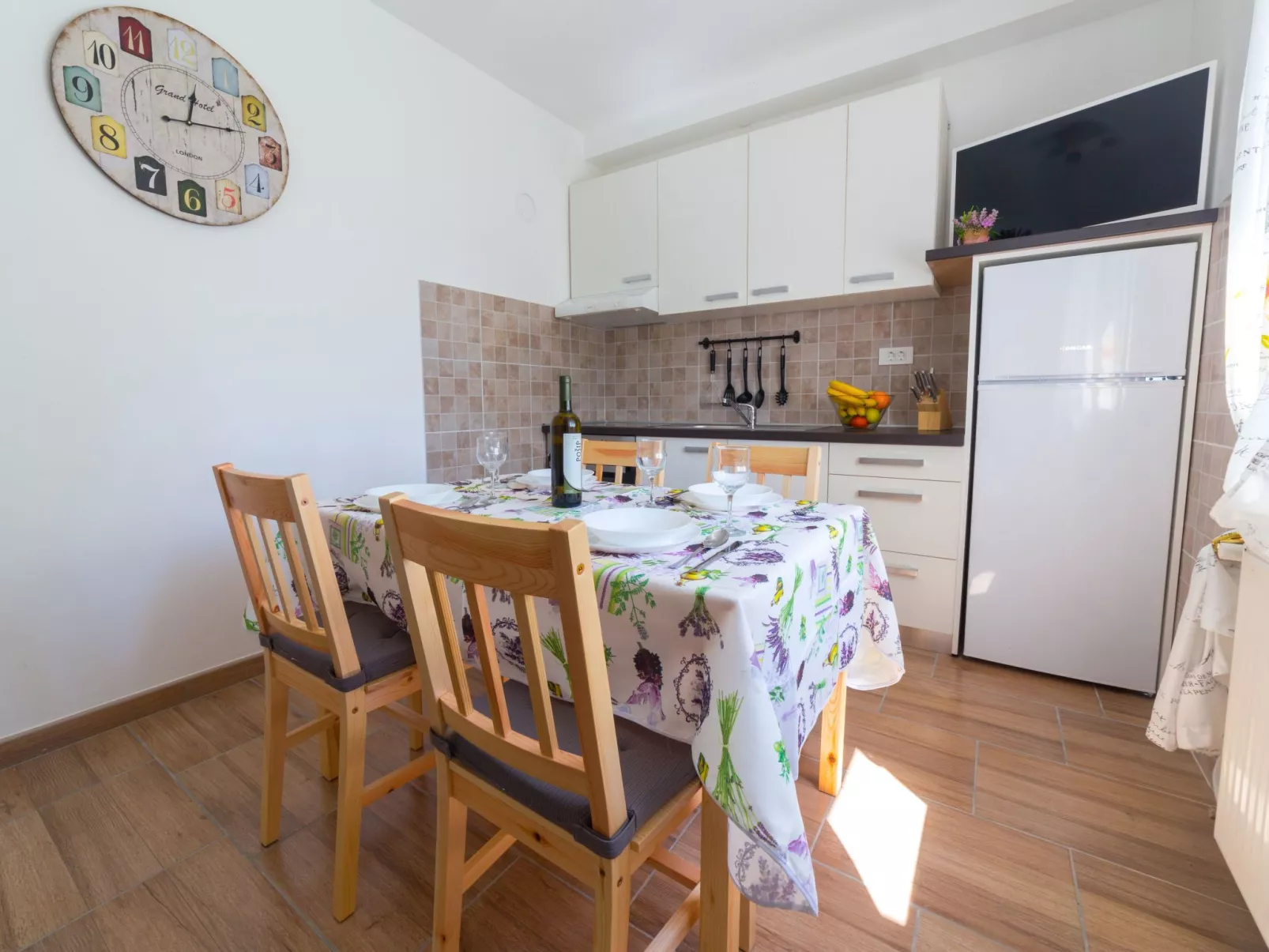 Apartment Raspolic no.1 - Image-tags.info