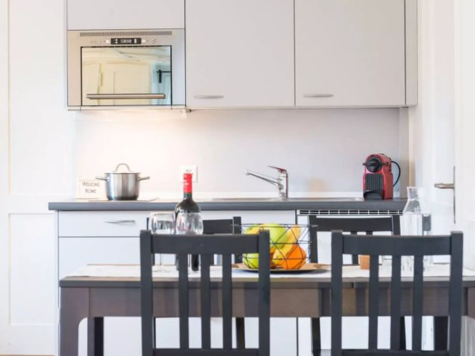 ZG Zeughausgasse II - HITrental Apartment - Binnen