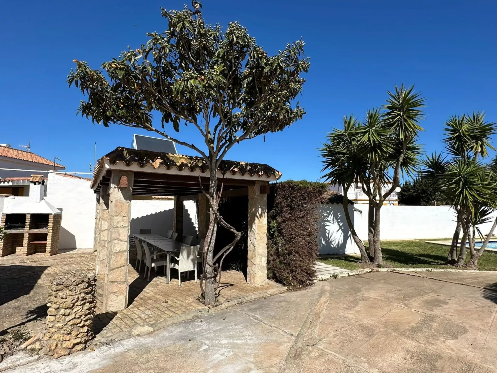 Gemütliches Ferienhaus für 8 Personen - Buiten