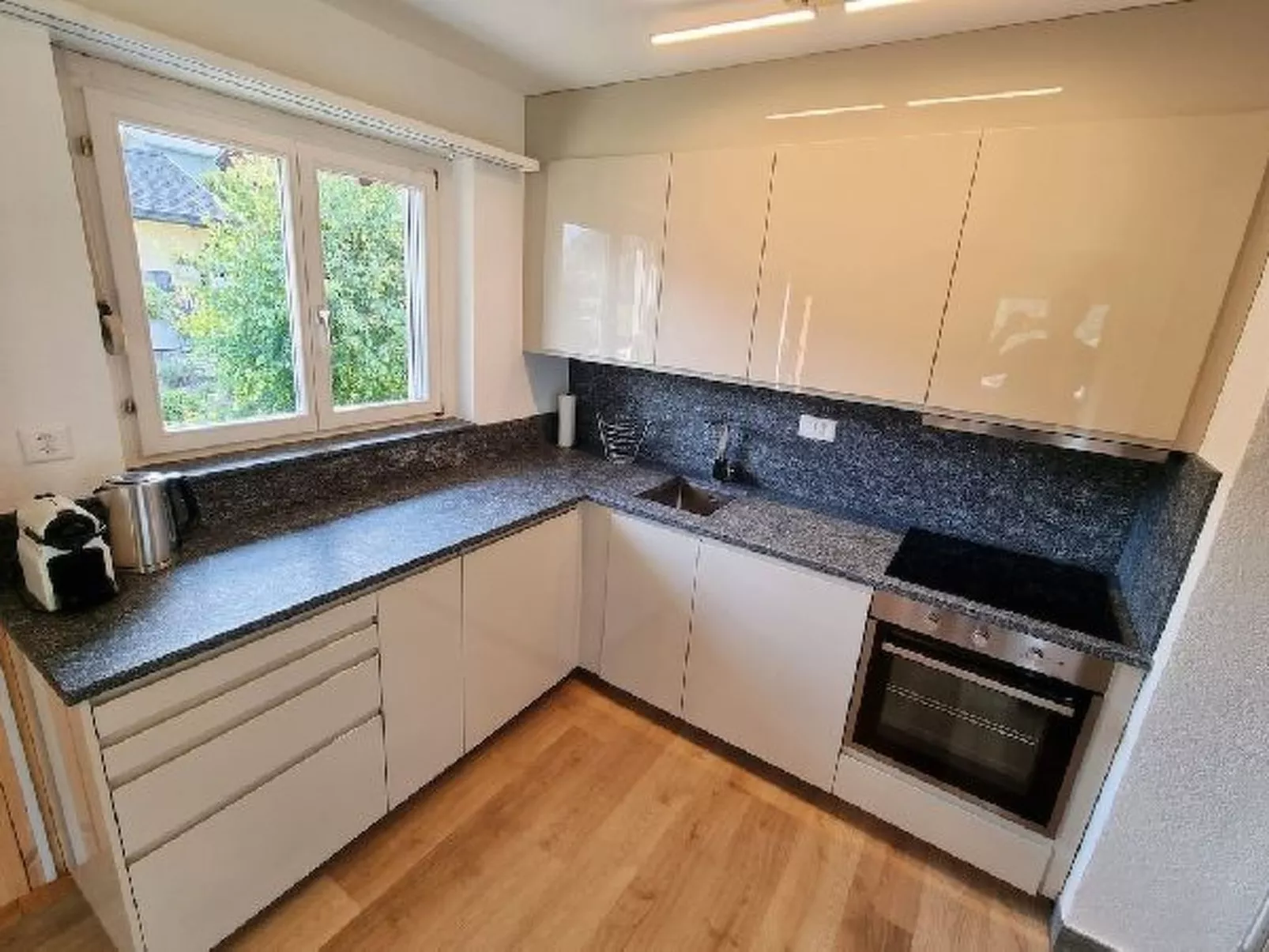 Alpine Retreat & Sauna - Binnen