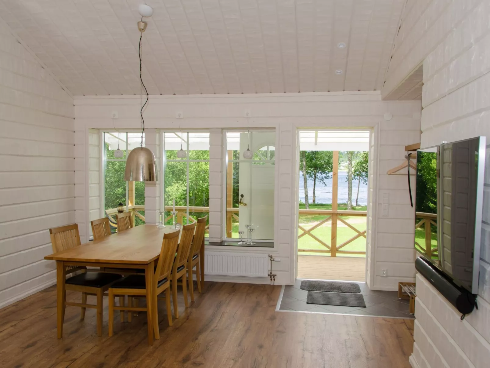 Idyllisches Schwedenhaus mit eigener Sauna - Binnen