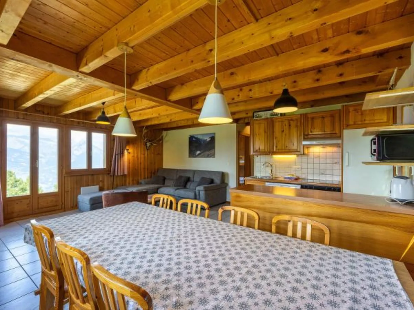 Chalet Les 2 Sabots - ski/in-out - Binnen