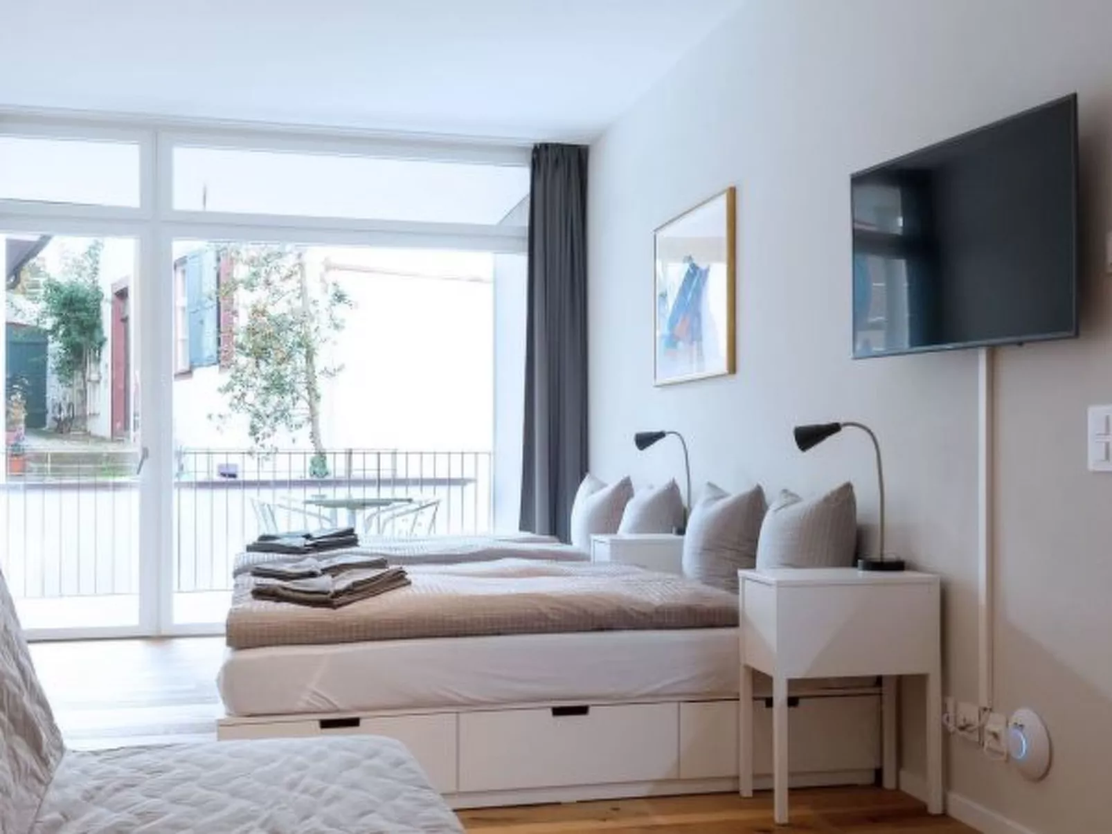 BS Hodler III - Marktplatz HITrental Apartment - Binnen