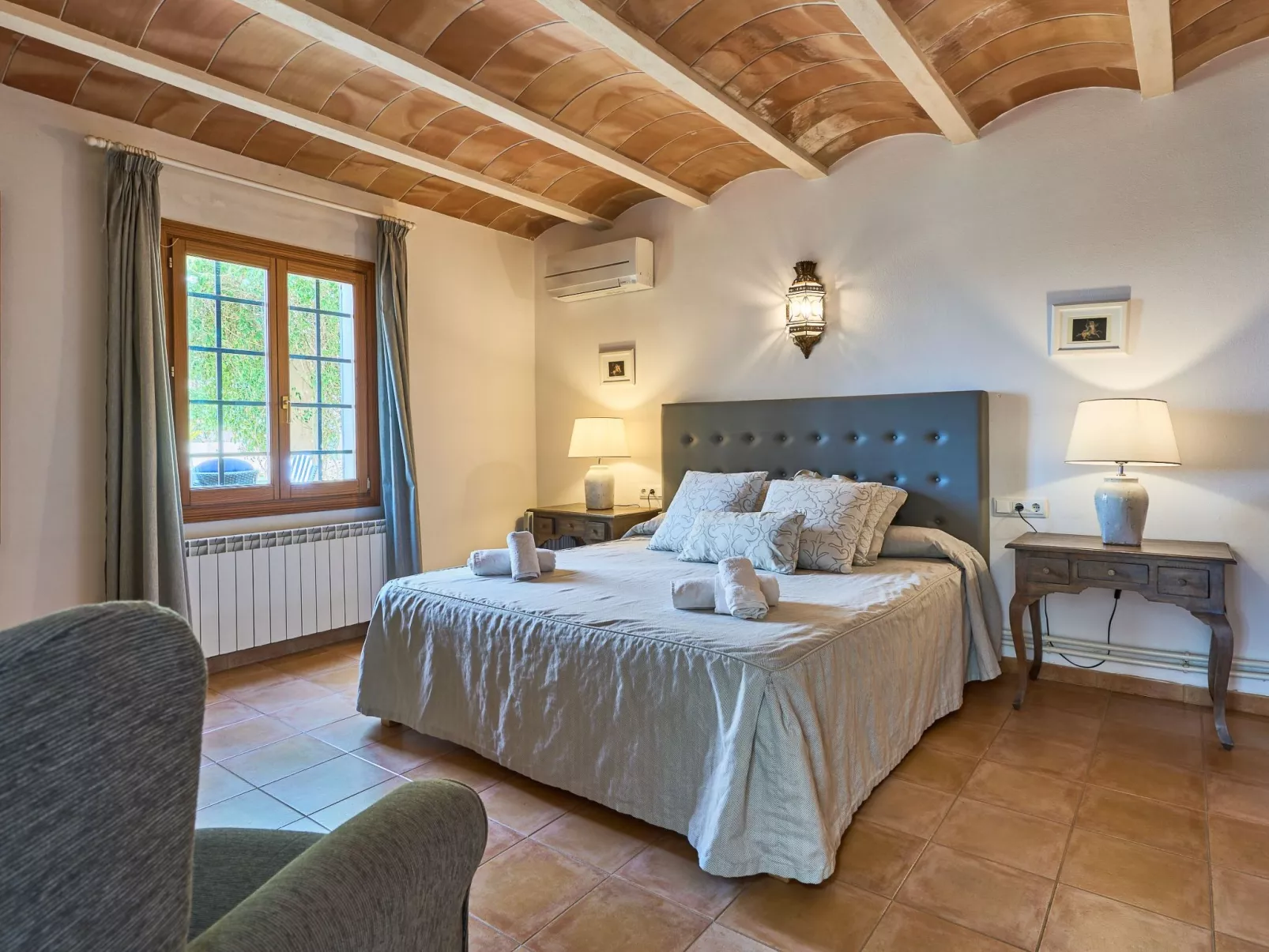 Moli den Cavea - Image-tags.info