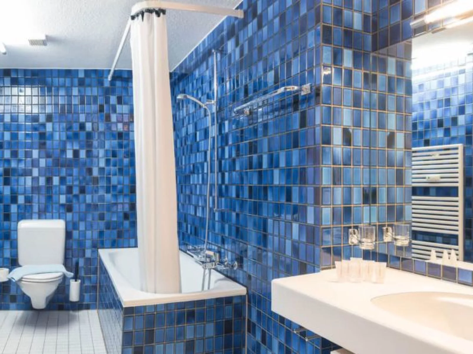 LU Jupiter ll - Chapel Bridge HITrental Apartment - Binnen