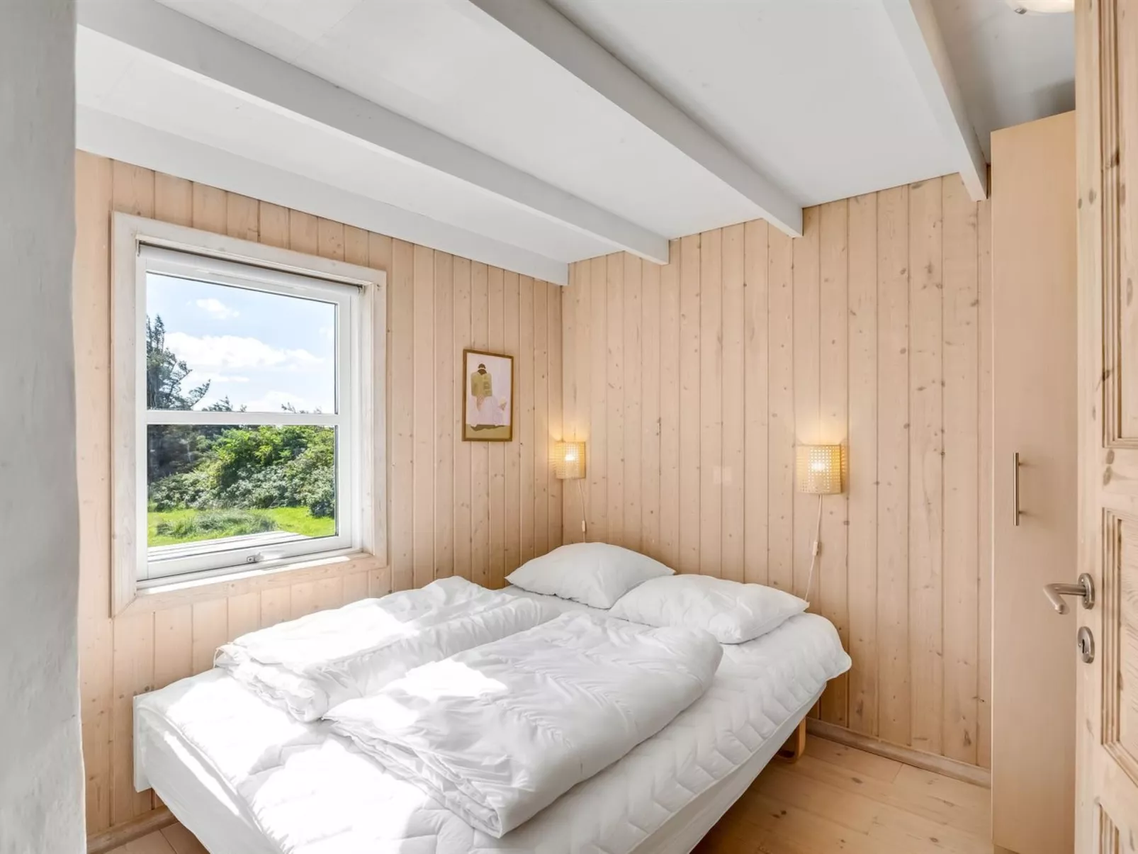 "Aiana" - 300m from the sea - Binnen
