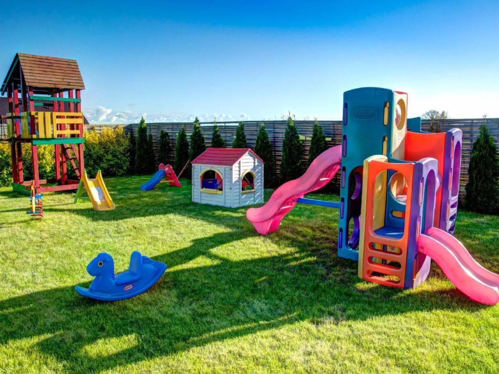 "Ferienwohnung" mitten im Grünen - Buiten