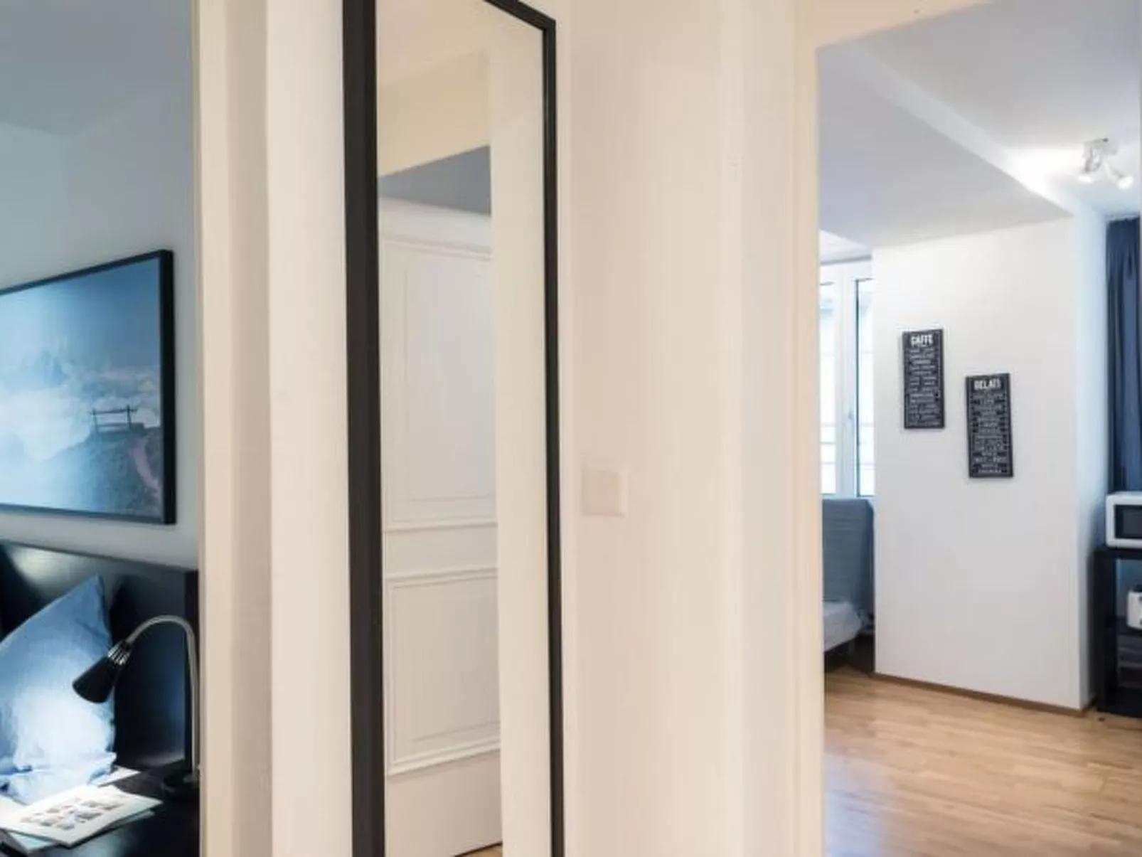 LU Venus ll - Old Town HITrental Apartment - Binnen