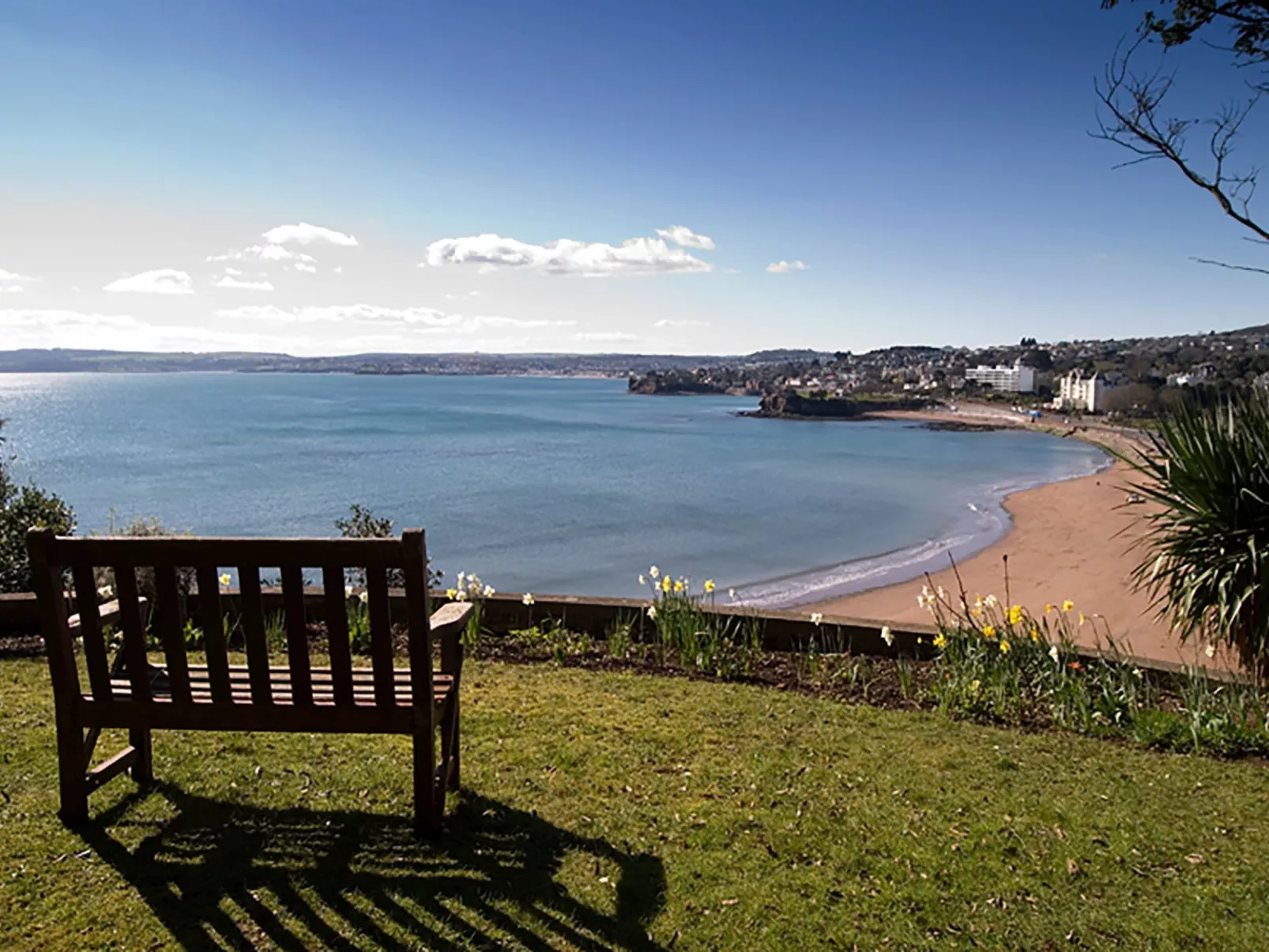 Lichtdurchflutete Ferienwohnung in der zweiten Etage mit Panorama-Blick über de - Image-tags.info