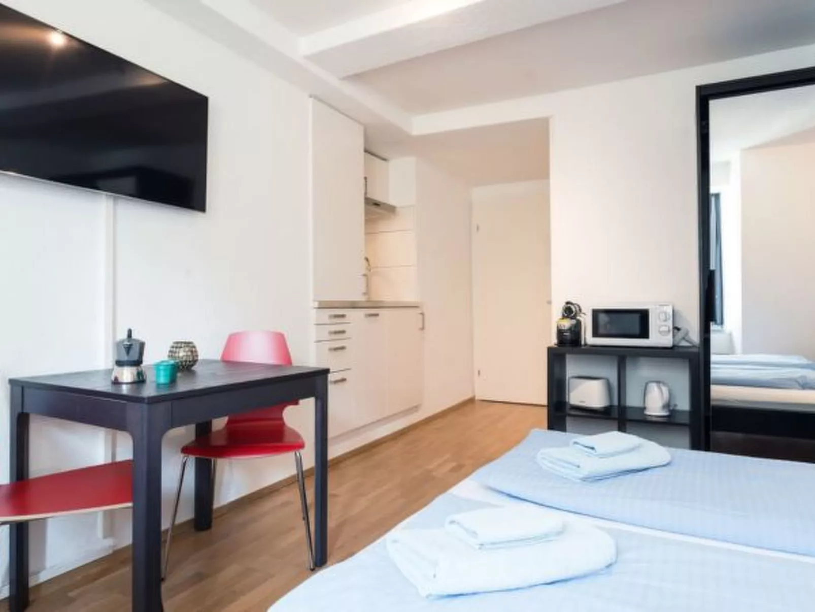 LU Pluto lV - Old Town HITrental Apartment - Binnen