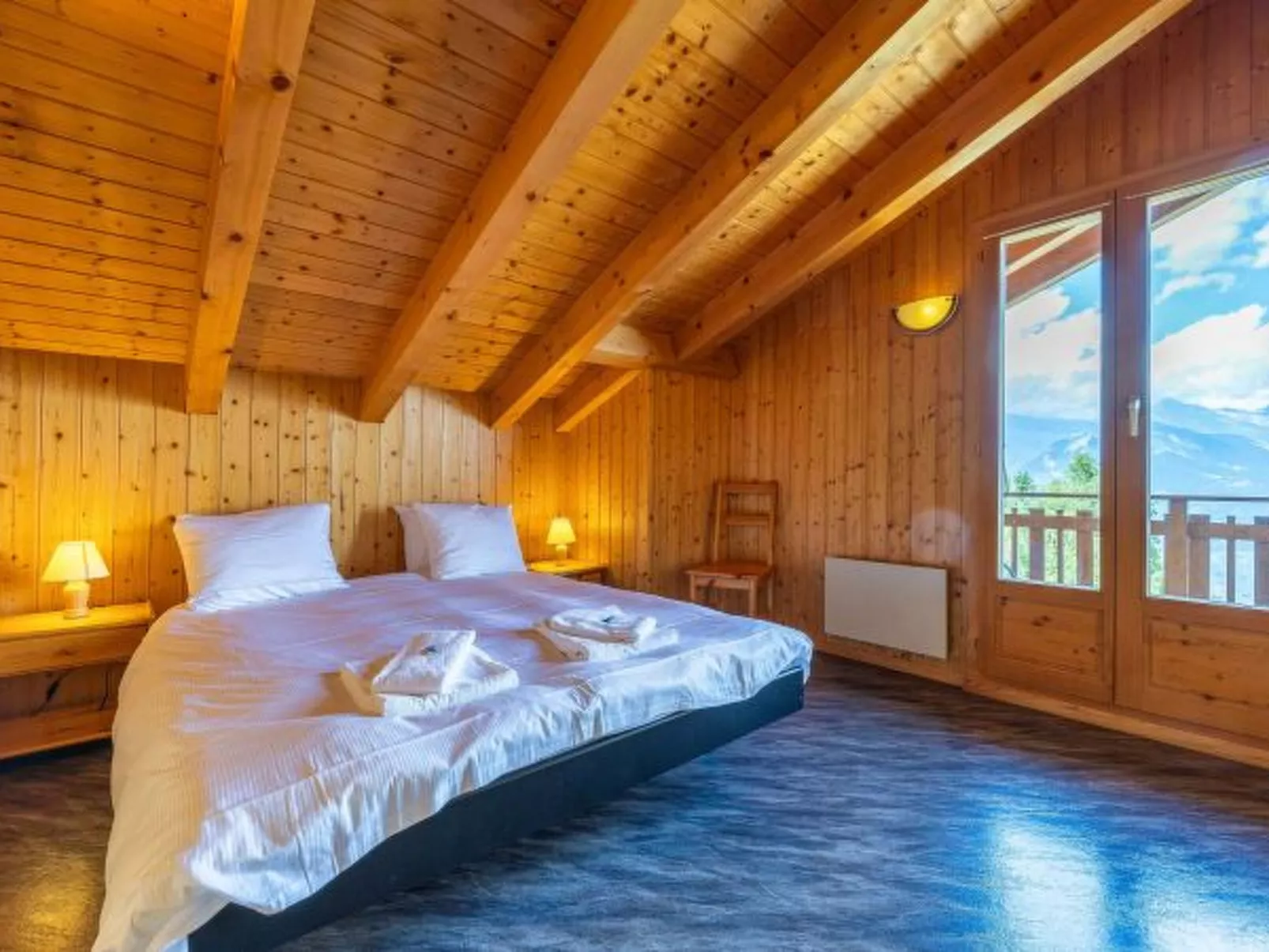 Chalet Les 2 Sabots - ski/in-out - Binnen