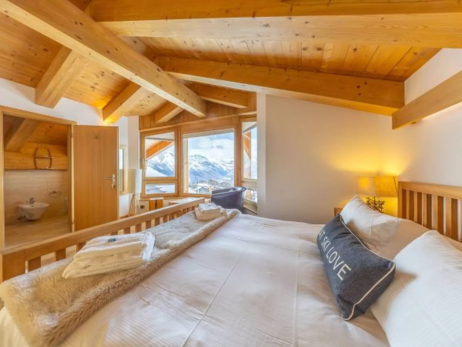 Chalet Enchanteur sauna, Whirlpool, 13pax - Binnen