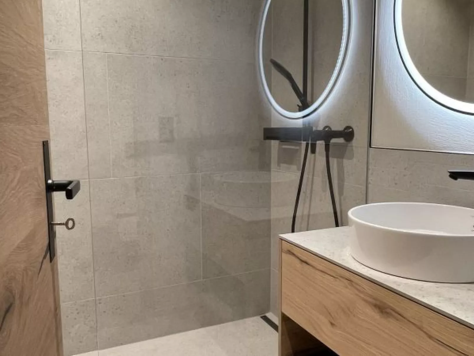 Val Signina 6-21 - Binnen