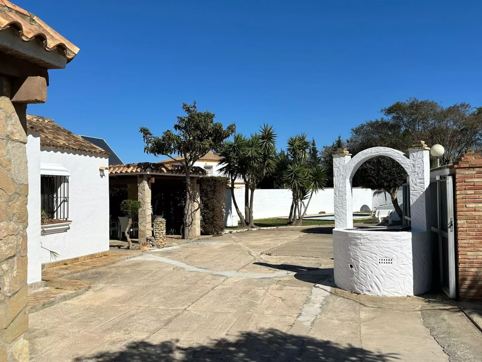 Gemütliches Ferienhaus für 8 Personen - Buiten