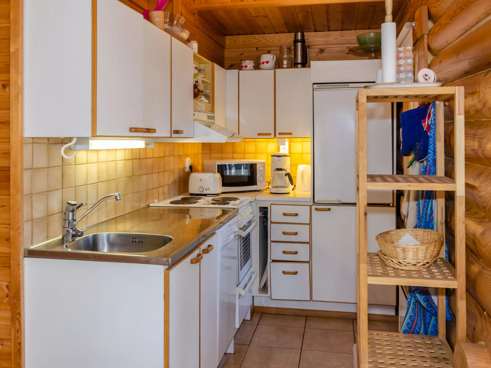 Honkakoli 9/2 - Binnen