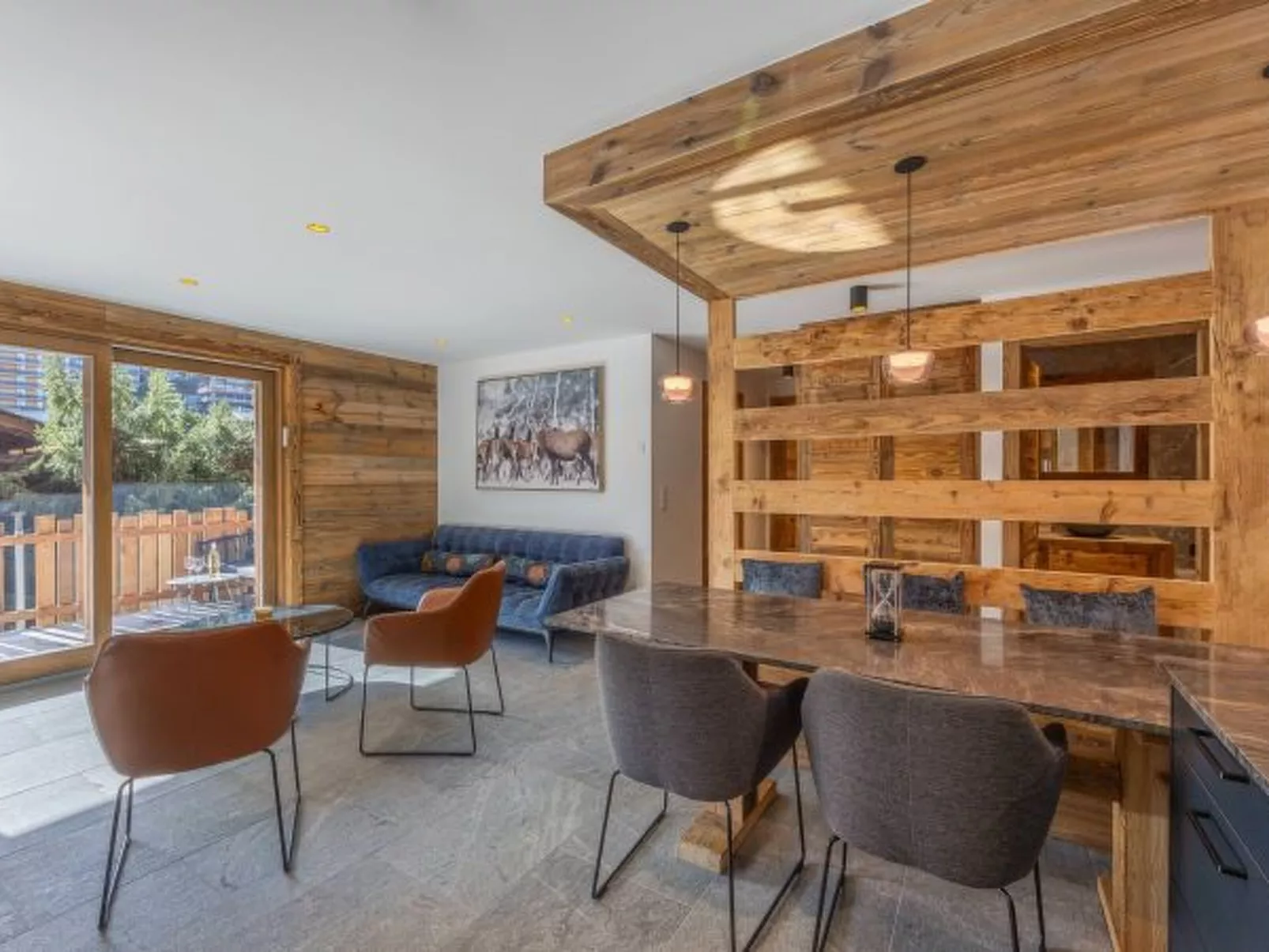 Les Fermes d'Alice - Centre de la station - Binnen