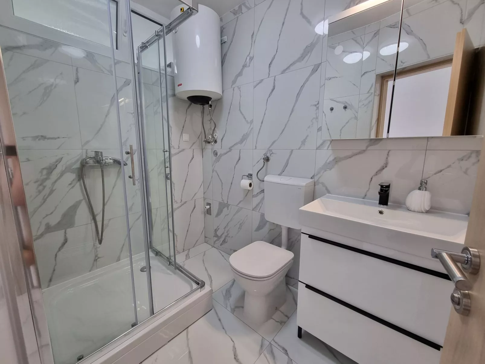 STRIGA 4 pax - Image-tags.info