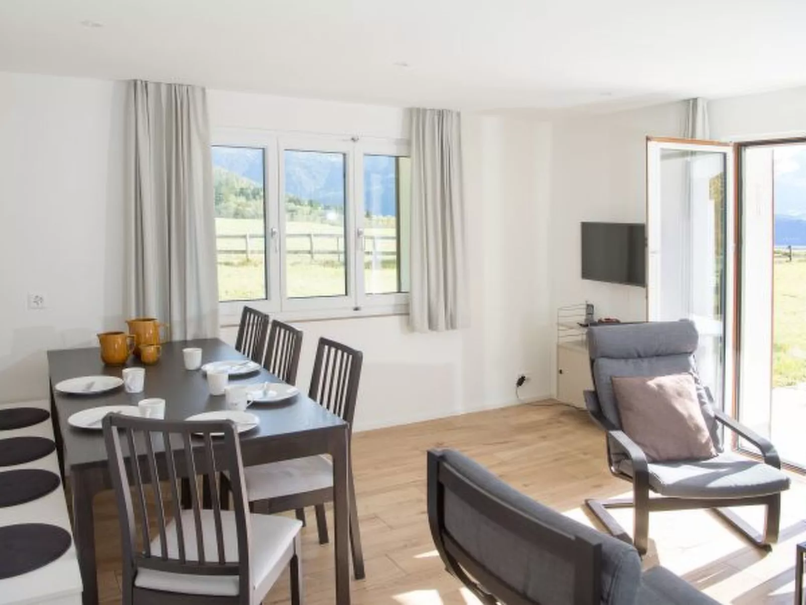 Mit Garten Tgeasa Schilendra-Lantsch/Lenz - Binnen