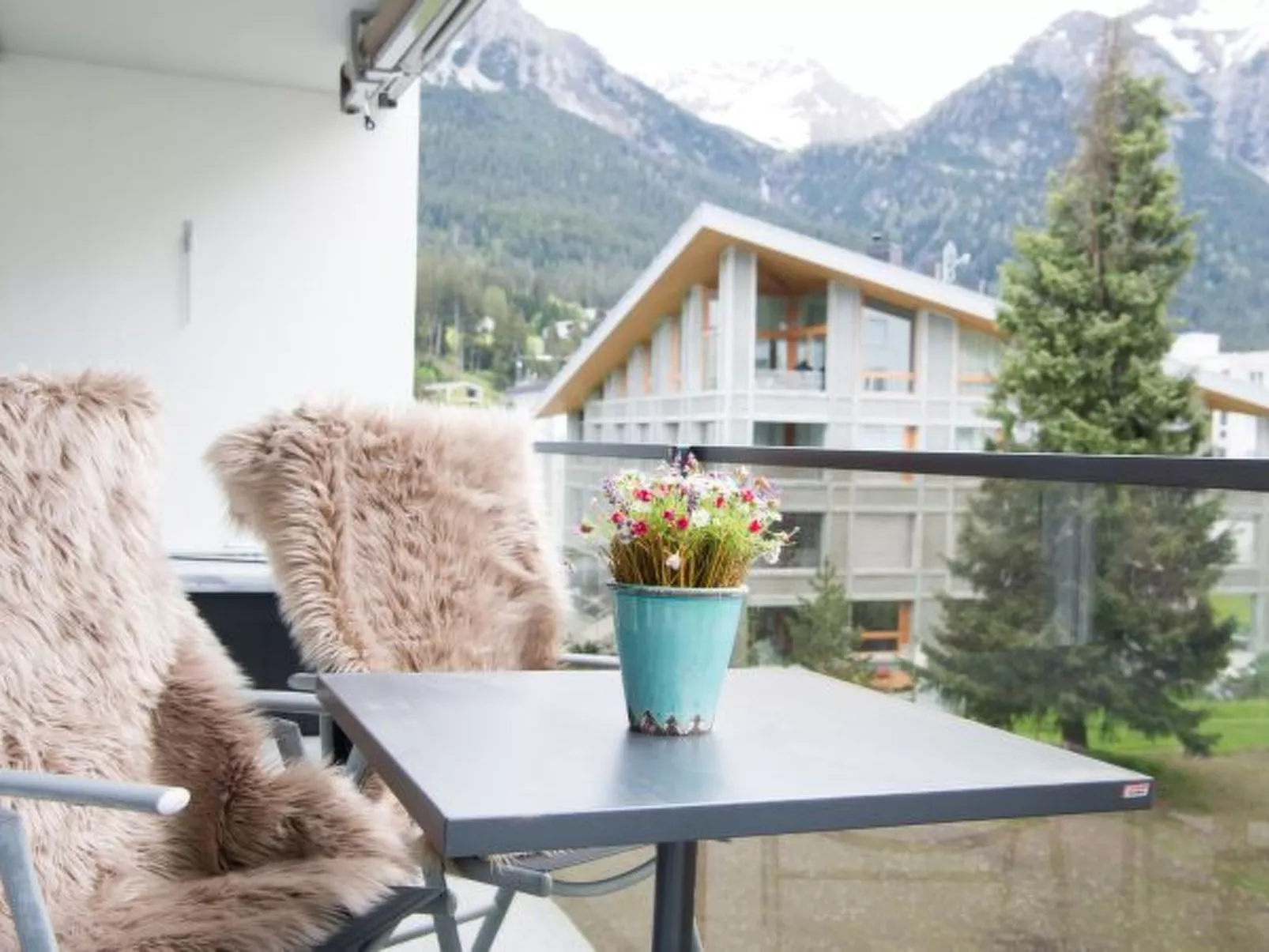 Für 4 Sotmirana Lenzerheide Zentrum - Buiten