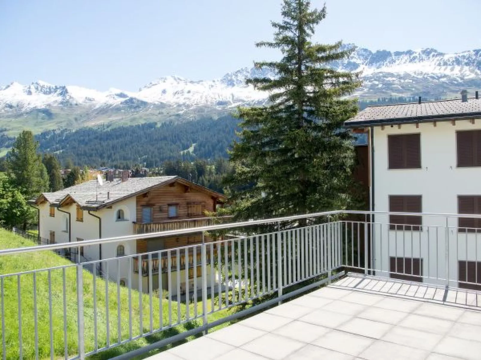 Ski in Ski out Familienunterkunft Chesa Katja Lenzerheide - Buiten