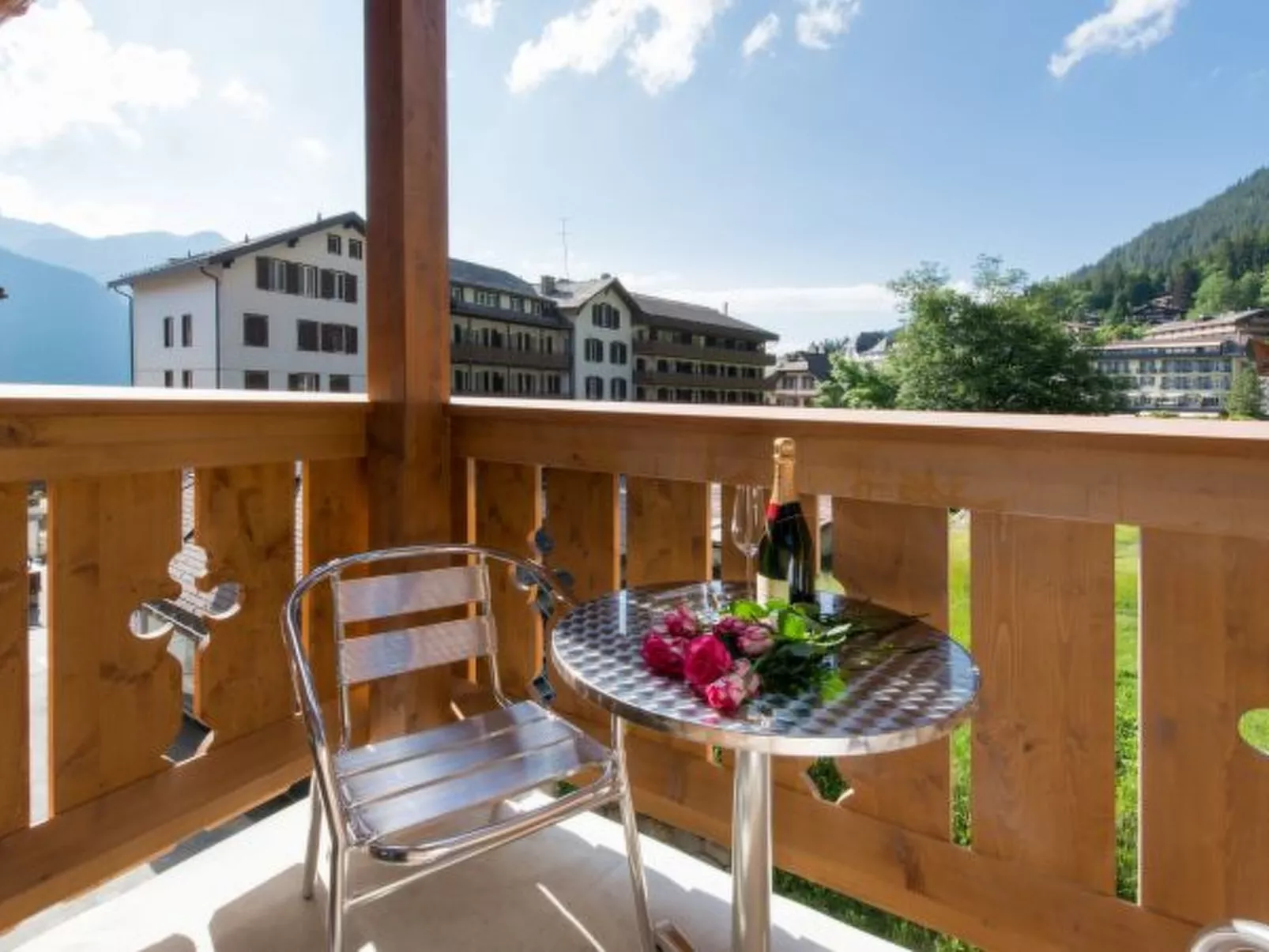 Chalet Belmont - Buiten