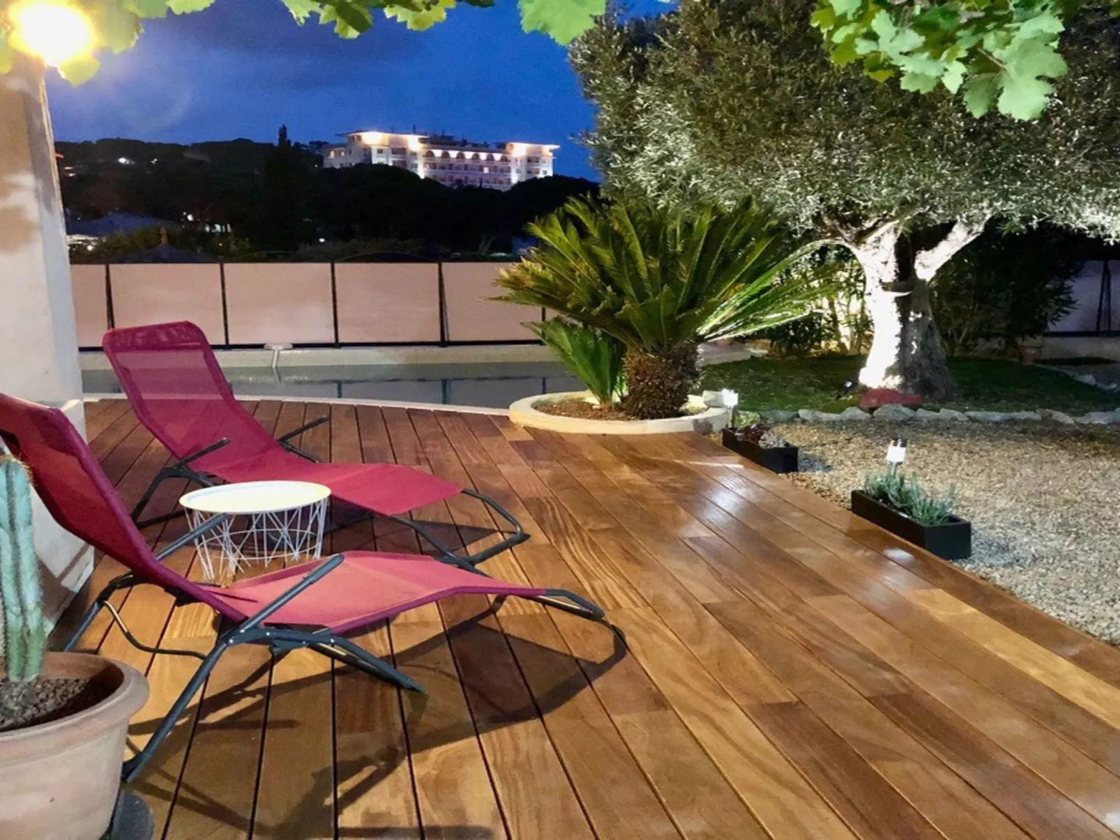 Haus 5 pers - Swimmingpool- Klimaanlage- WiFi - Buiten