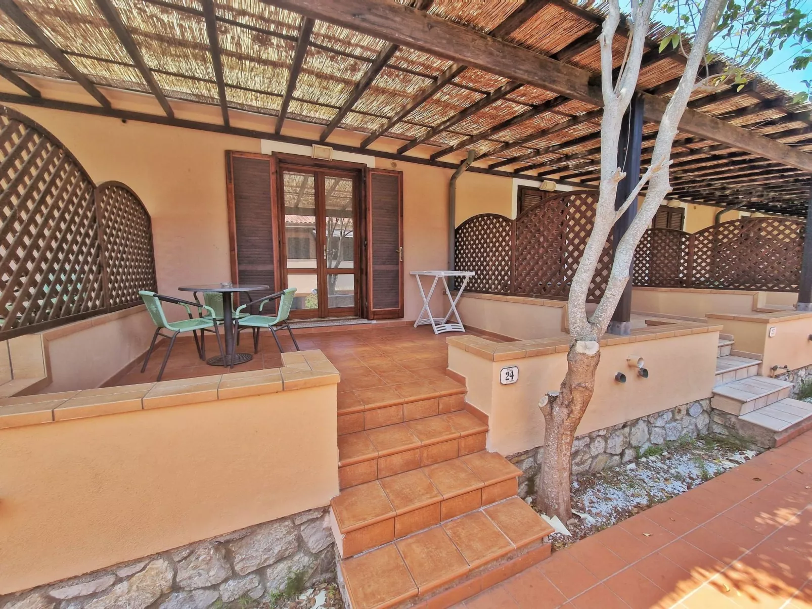 Ein-Zimmer-Wohnung 3 Betten - Buiten