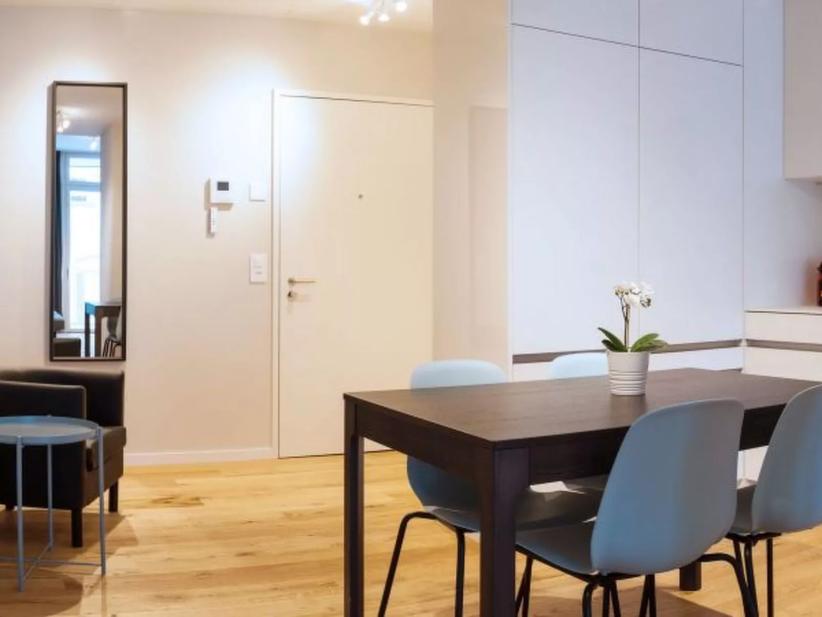 BS Miró I - Marktplatz HITrental Apartment - Binnen