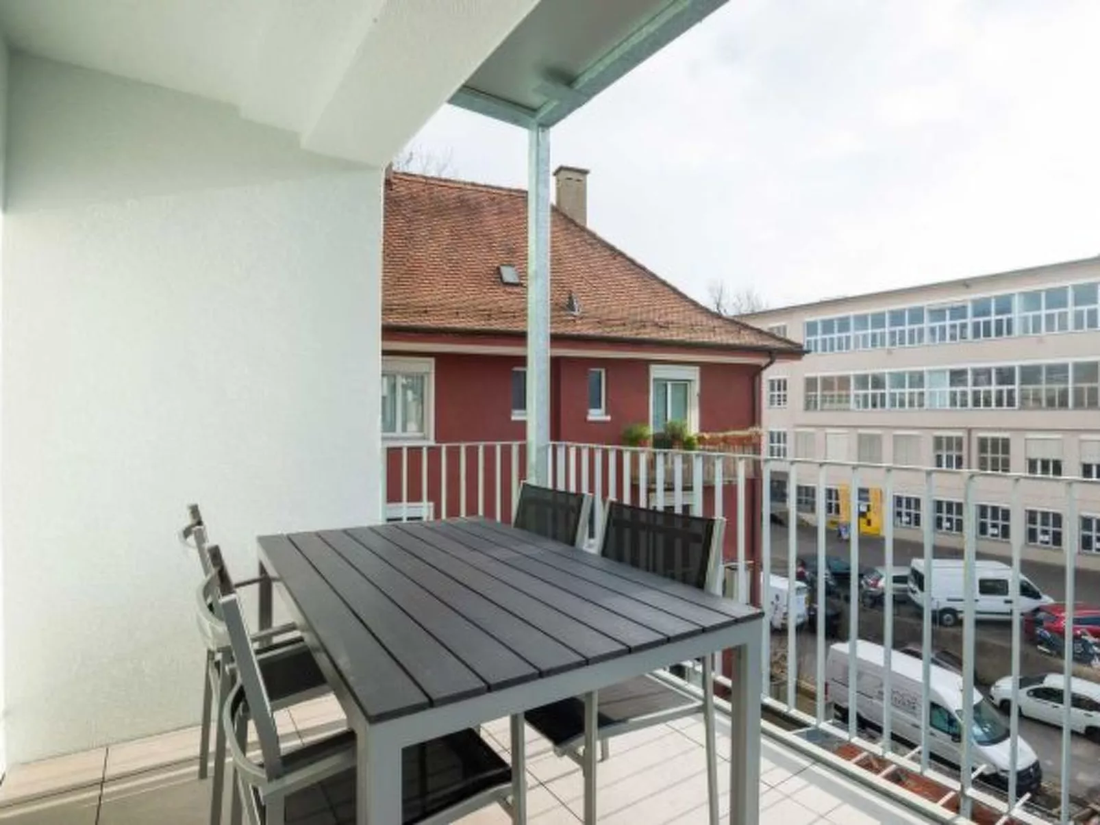 ZH Pink GF - Letzigrund HITrental Apartment - Buiten