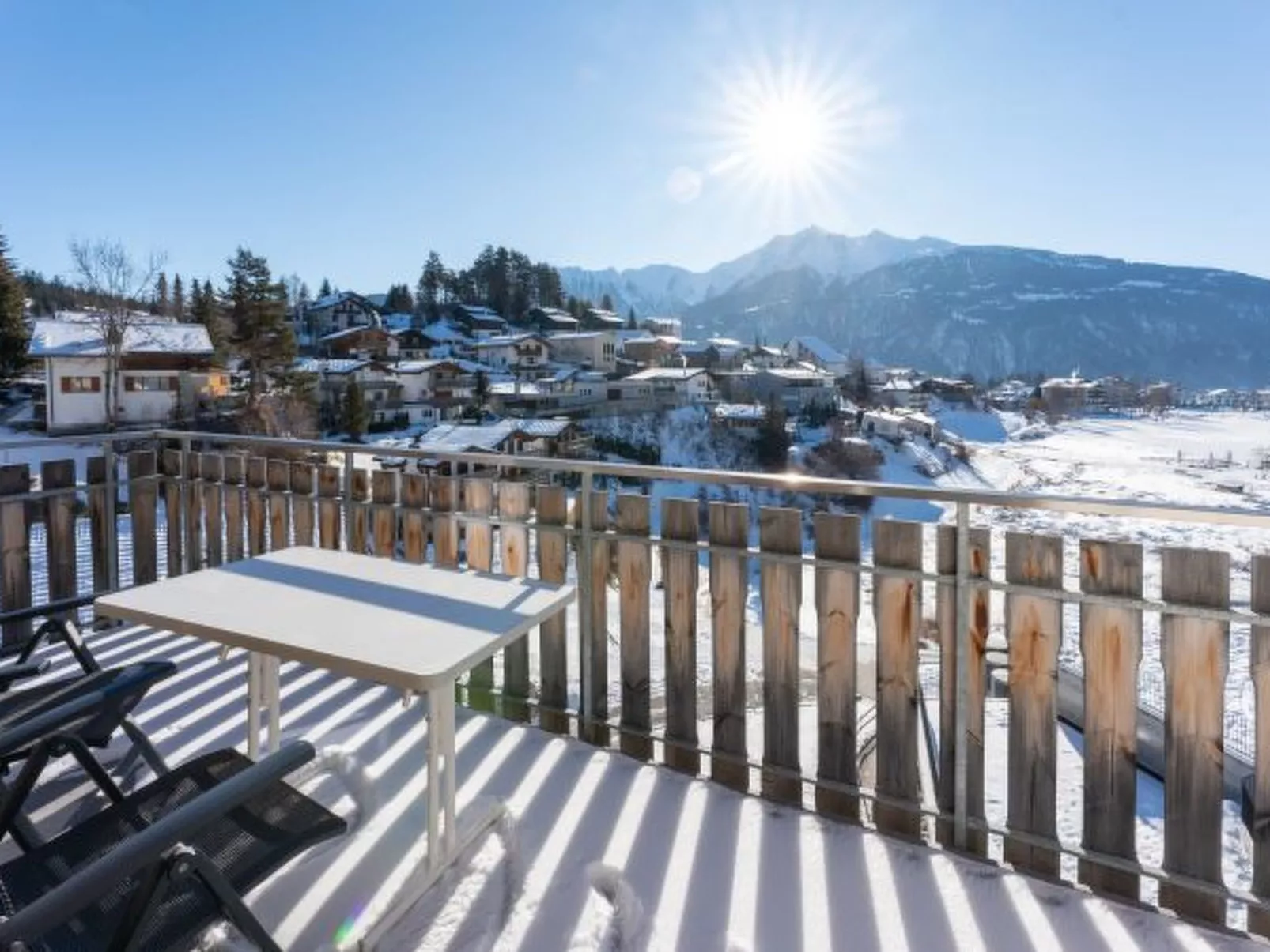 Casa Darschalè 11 - Buiten