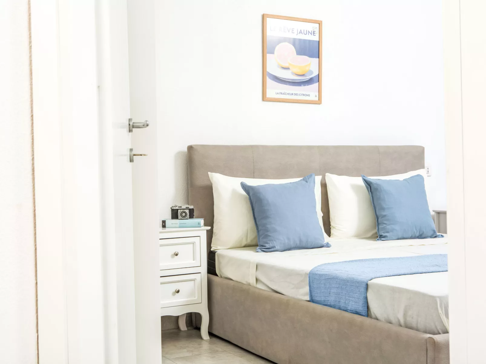 Luminoso trilocale eolo - Binnen