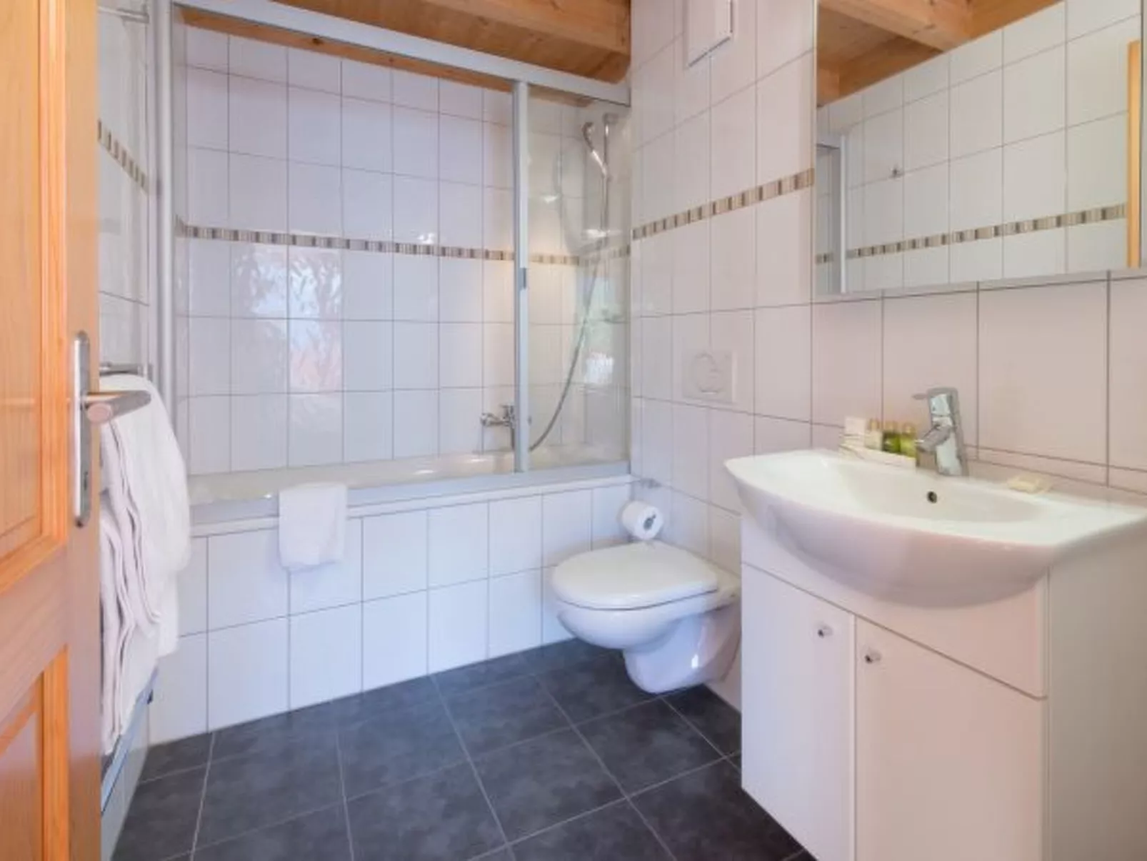 Racers Retreat 5 - Binnen