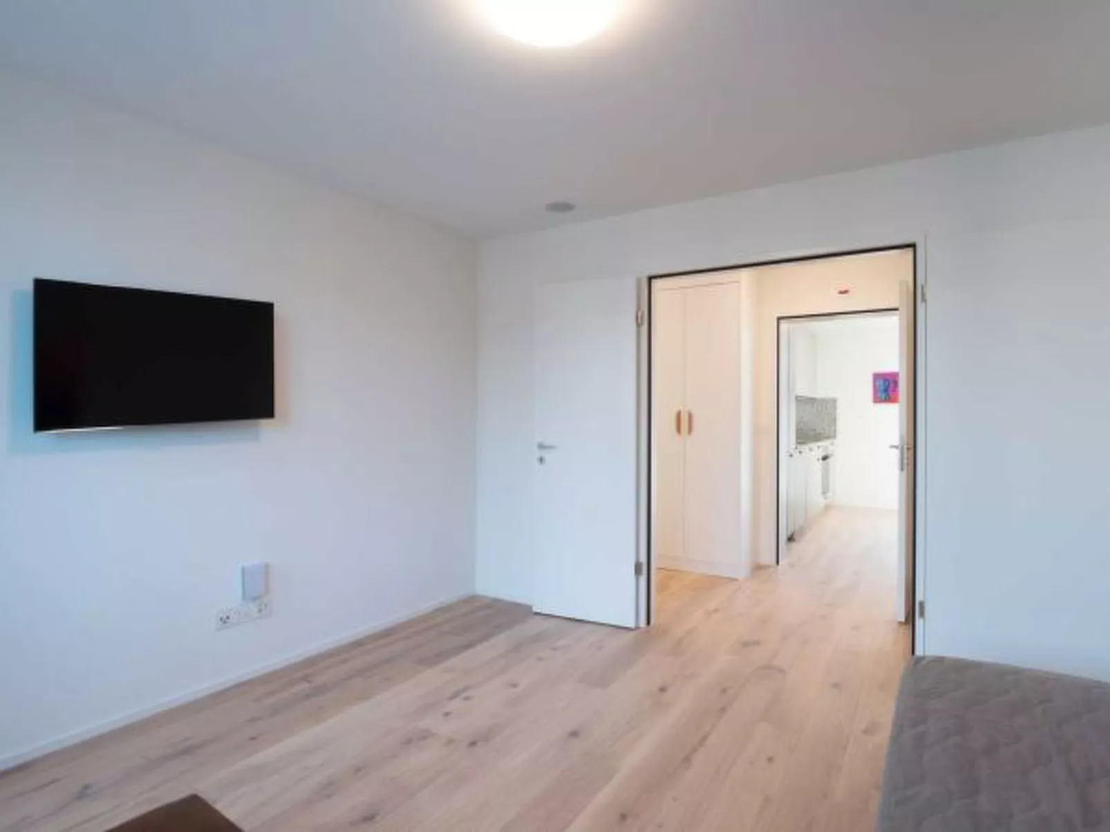 ZH Pink 1 - Letzigrund HITrental Apartment - Binnen