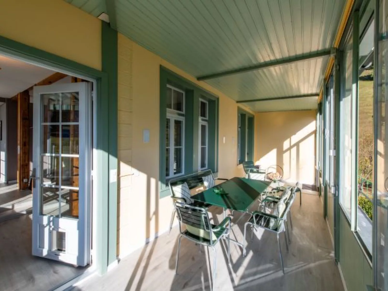 Chalet Hunnenfluh Garden Apartment - Buiten