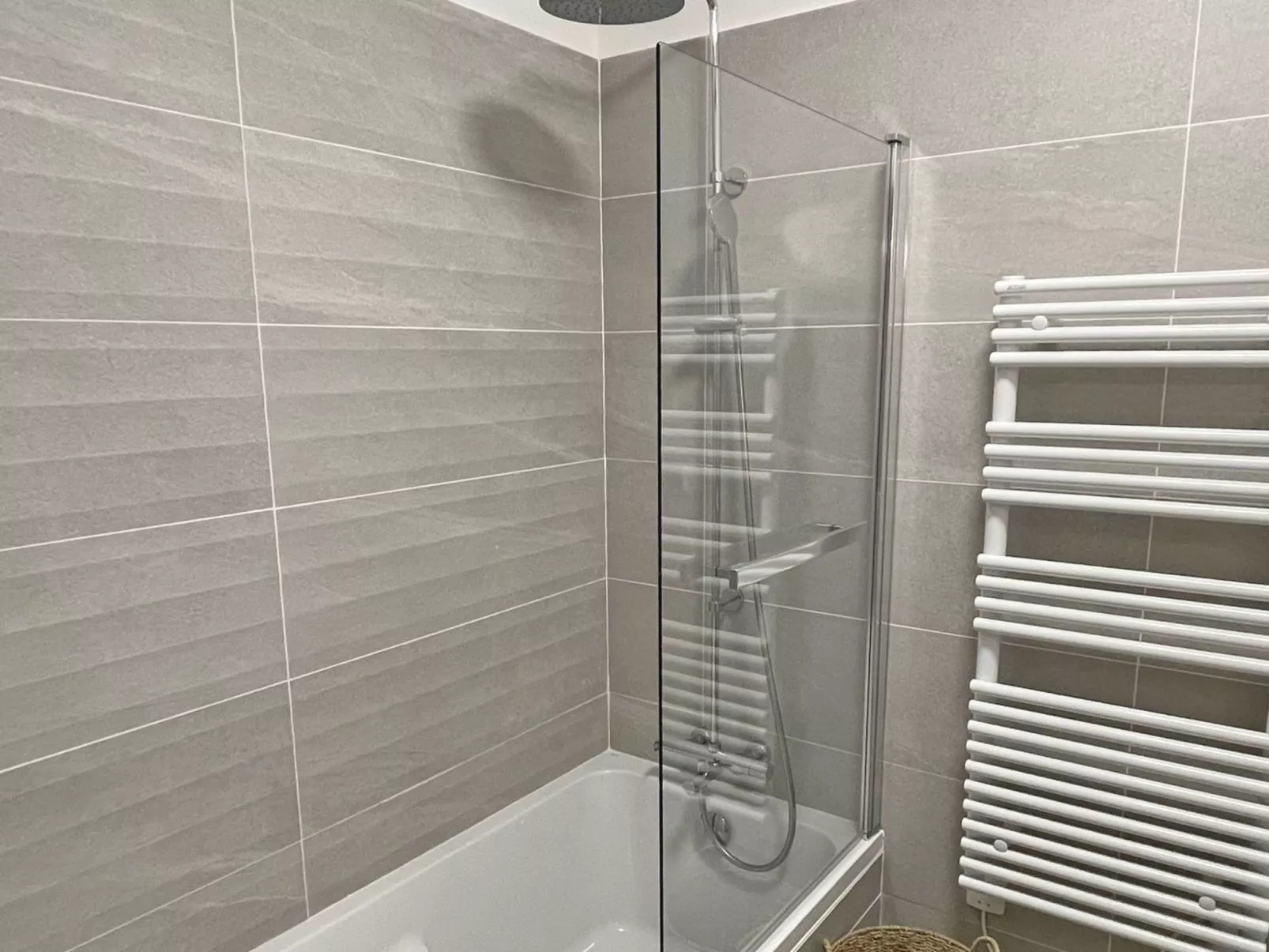 Wohnung T4 - 6 Personen - Meerblick - Klimaanlage - Wifi - Direkt am Strand - S - Binnen