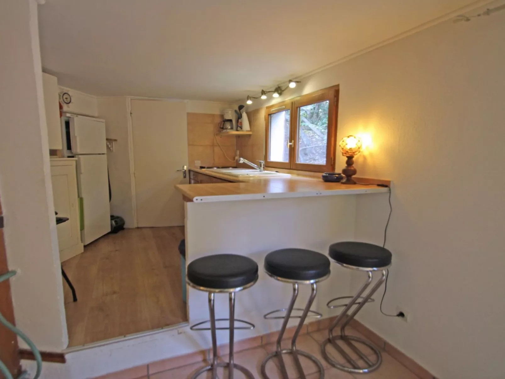 Le Bateau - 4 Personen - Füße im Wasser - Strand - Binnen