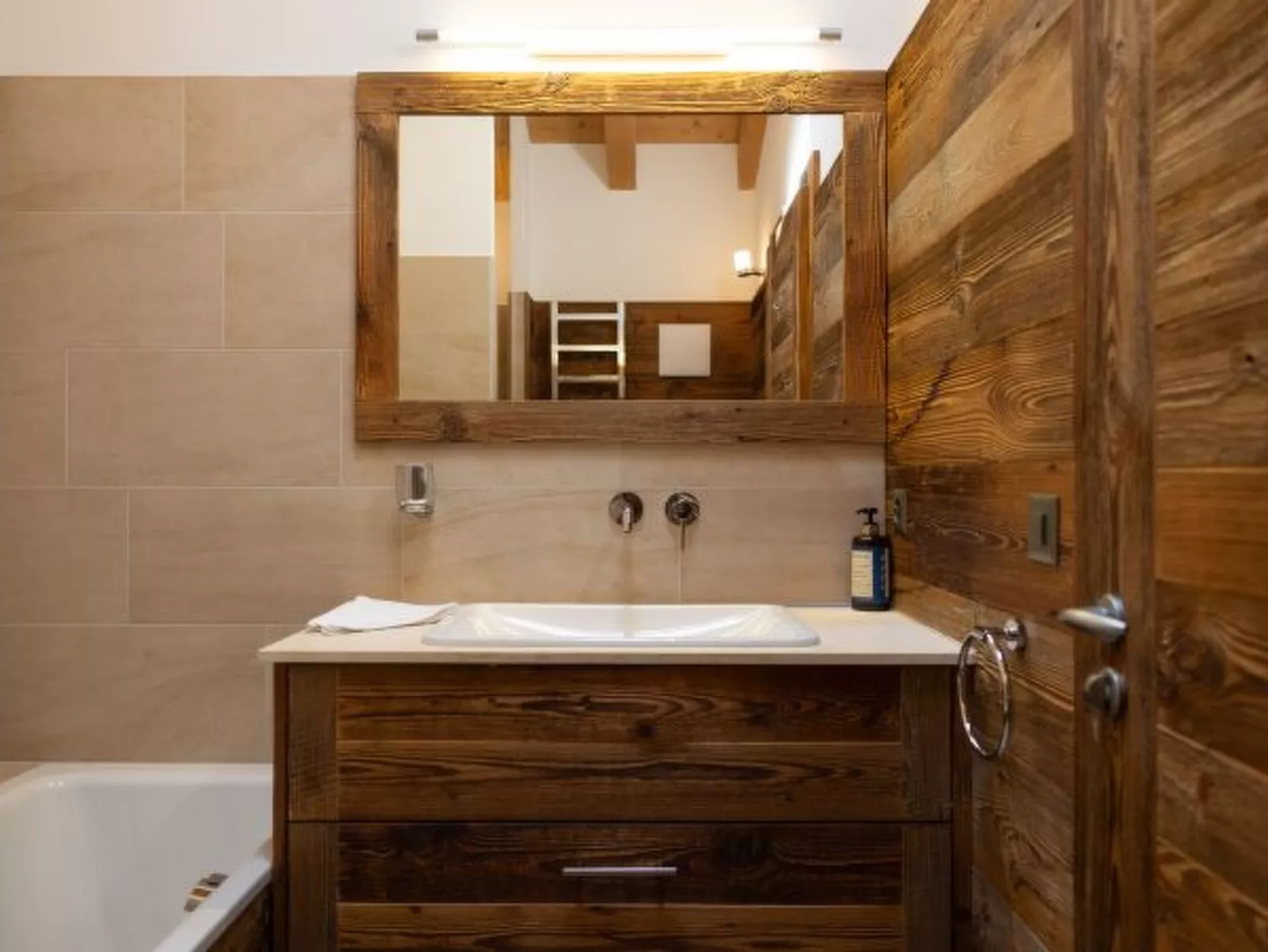 Montagnard 12 - Spa Access - Binnen