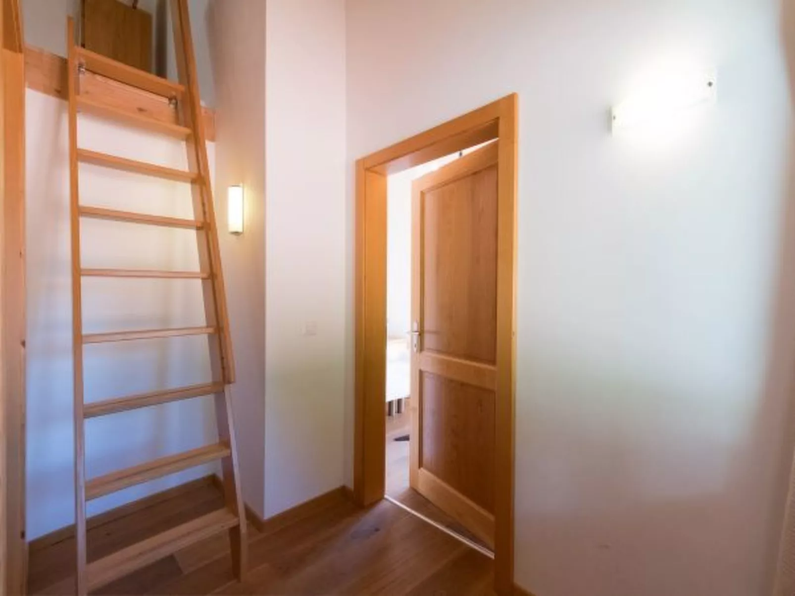 Racers Retreat 5 - Binnen