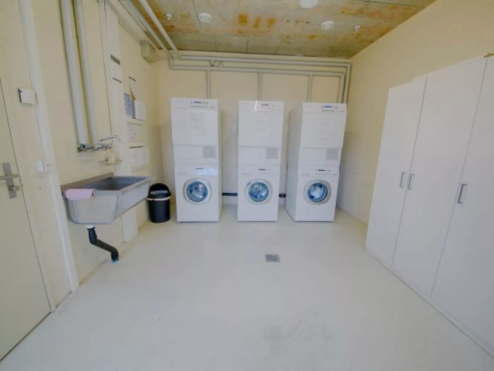 LU Drachenmoor IV - Allmend HITrental Apartment - Binnen