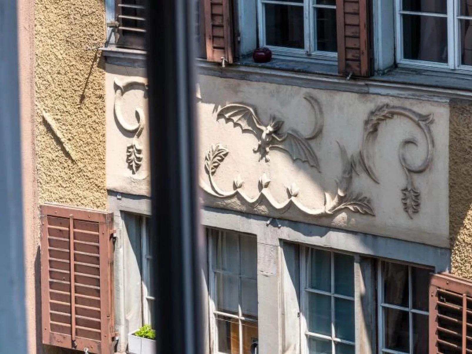 ZH Doerfli 4 - HITrental Apartment - Buiten