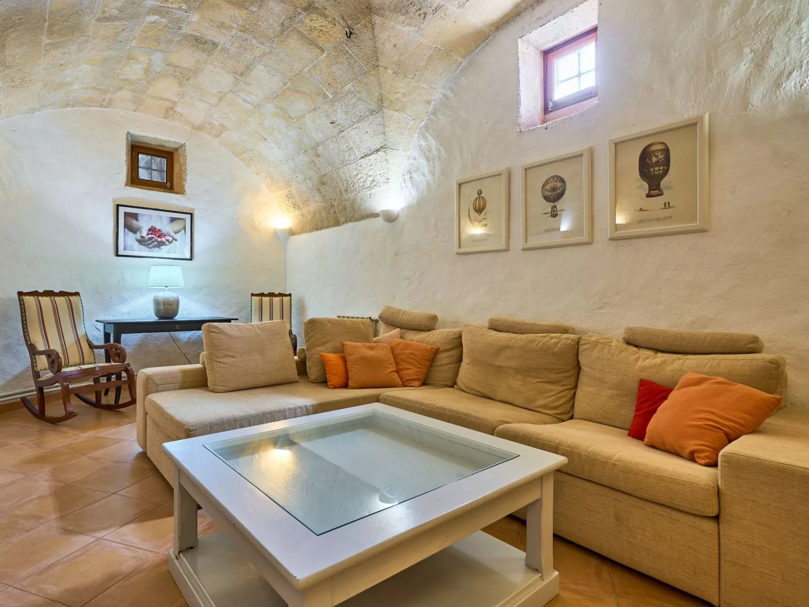 Moli den Cavea - Image-tags.info