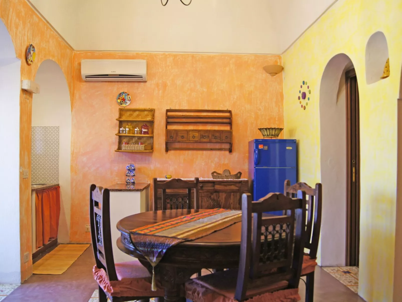 Dammuso mit Terrasse und Meerblick - Binnen