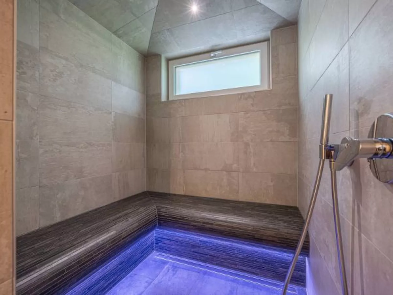 Chalet La Vue - hammam, pet friendly, amazing view - Binnen