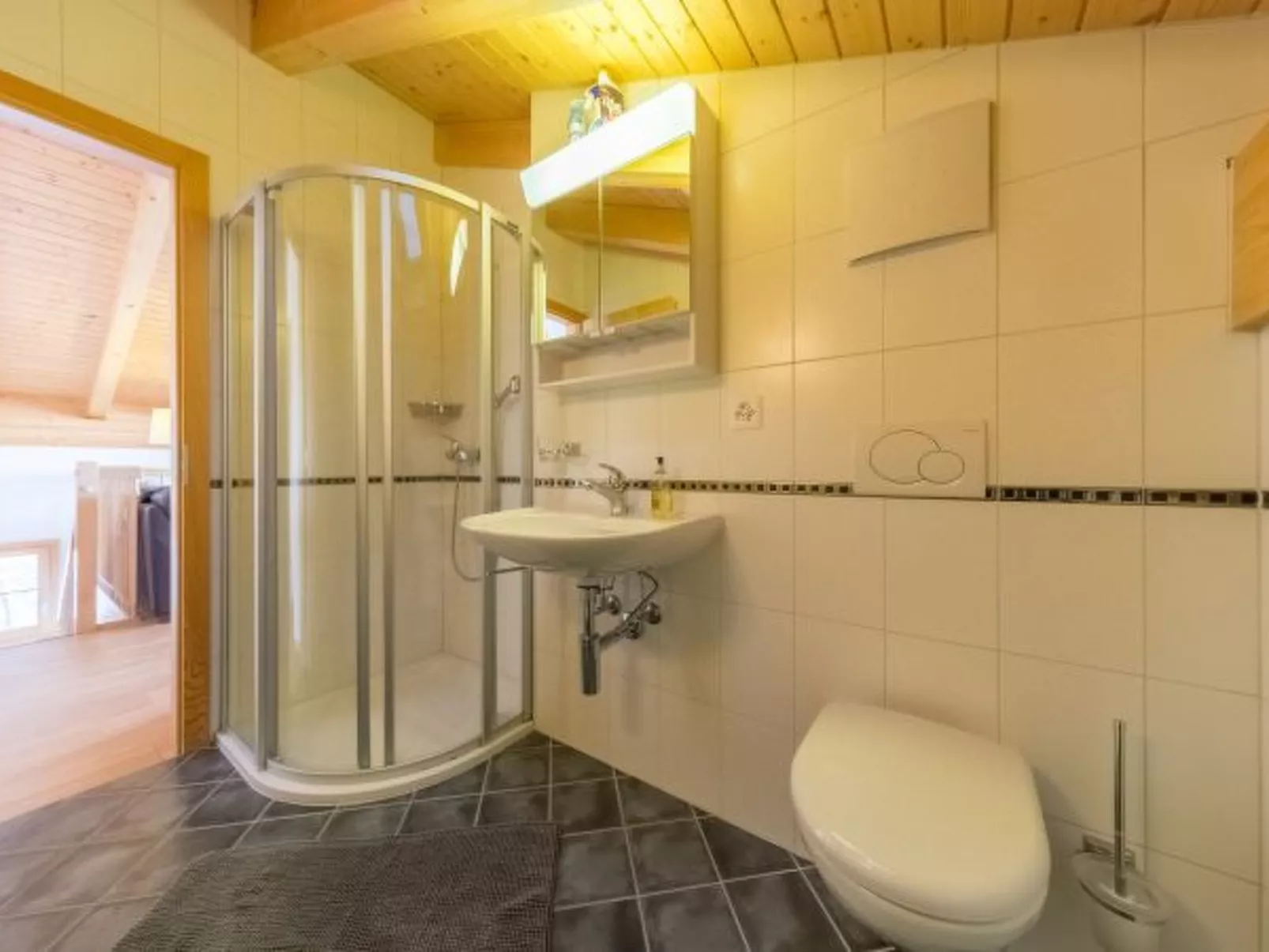 Chalet Nid Blanc wood burning hottub - Binnen