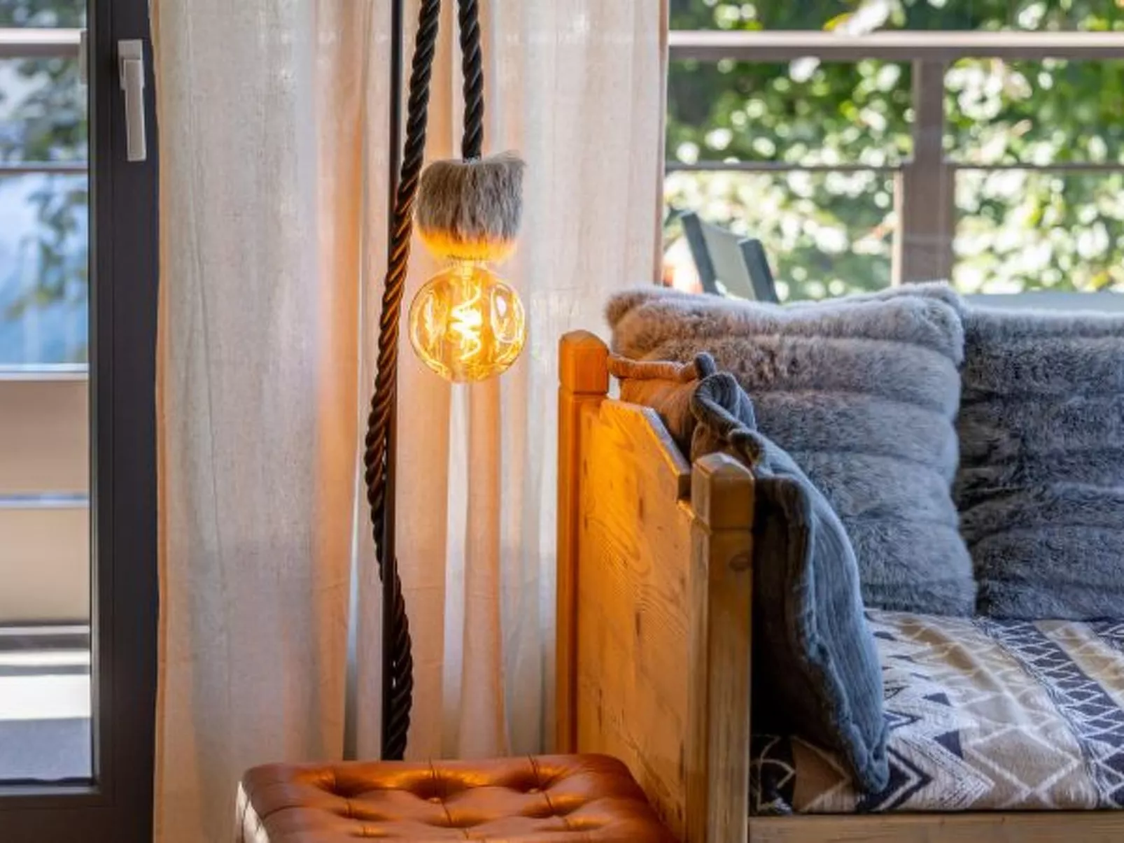 Nid d'Aigle J0 - Cosy, proche centre, 2 chambres - Binnen