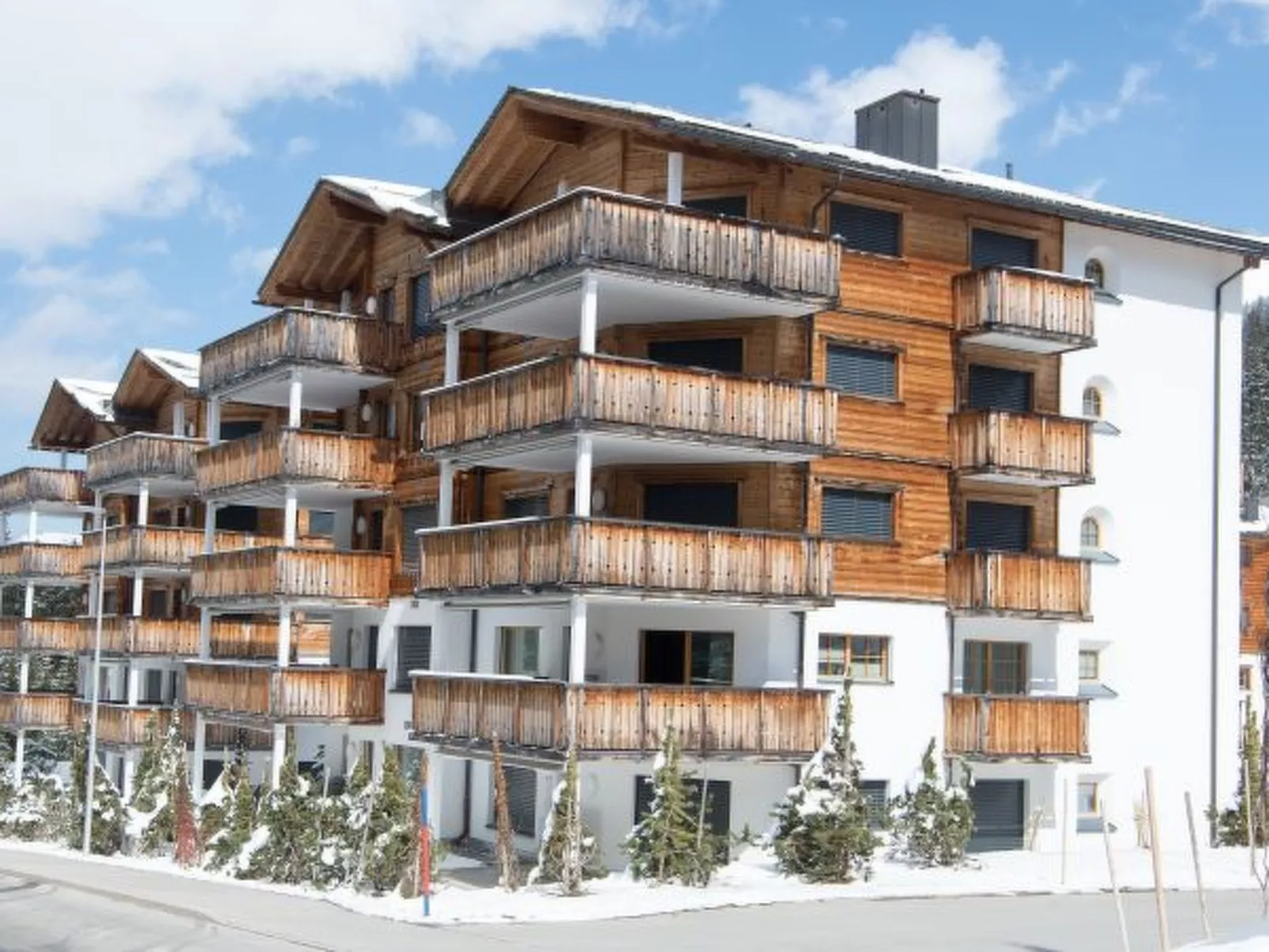 Moderne Ferienwohnung Scalottas Lenzerheide - Buiten