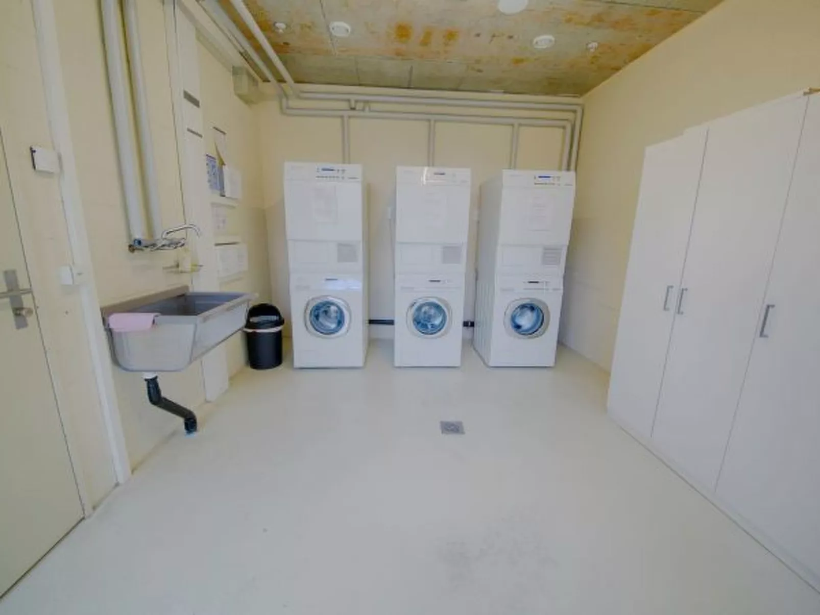 LU Museggmauer IV - Allmend HITrental Apartment - Binnen