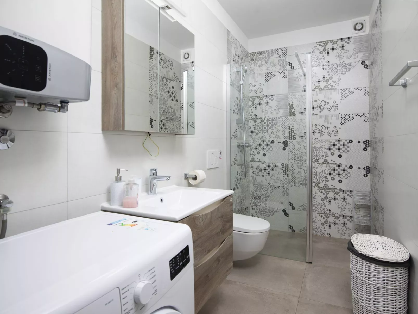 Studio für 5 Personen und 1 Kind in Pjescana Uvala, Istrien (Istrische Riviera) - Image-tags.info