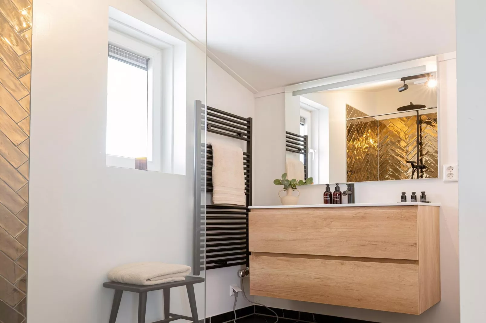 Dromen in de duinen - 51 - Badkamer