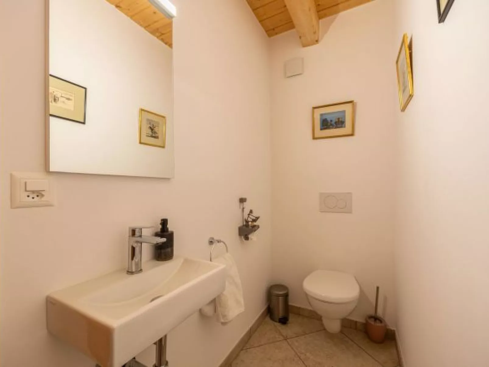 Chalet La Vue - hammam, pet friendly, amazing view - Binnen